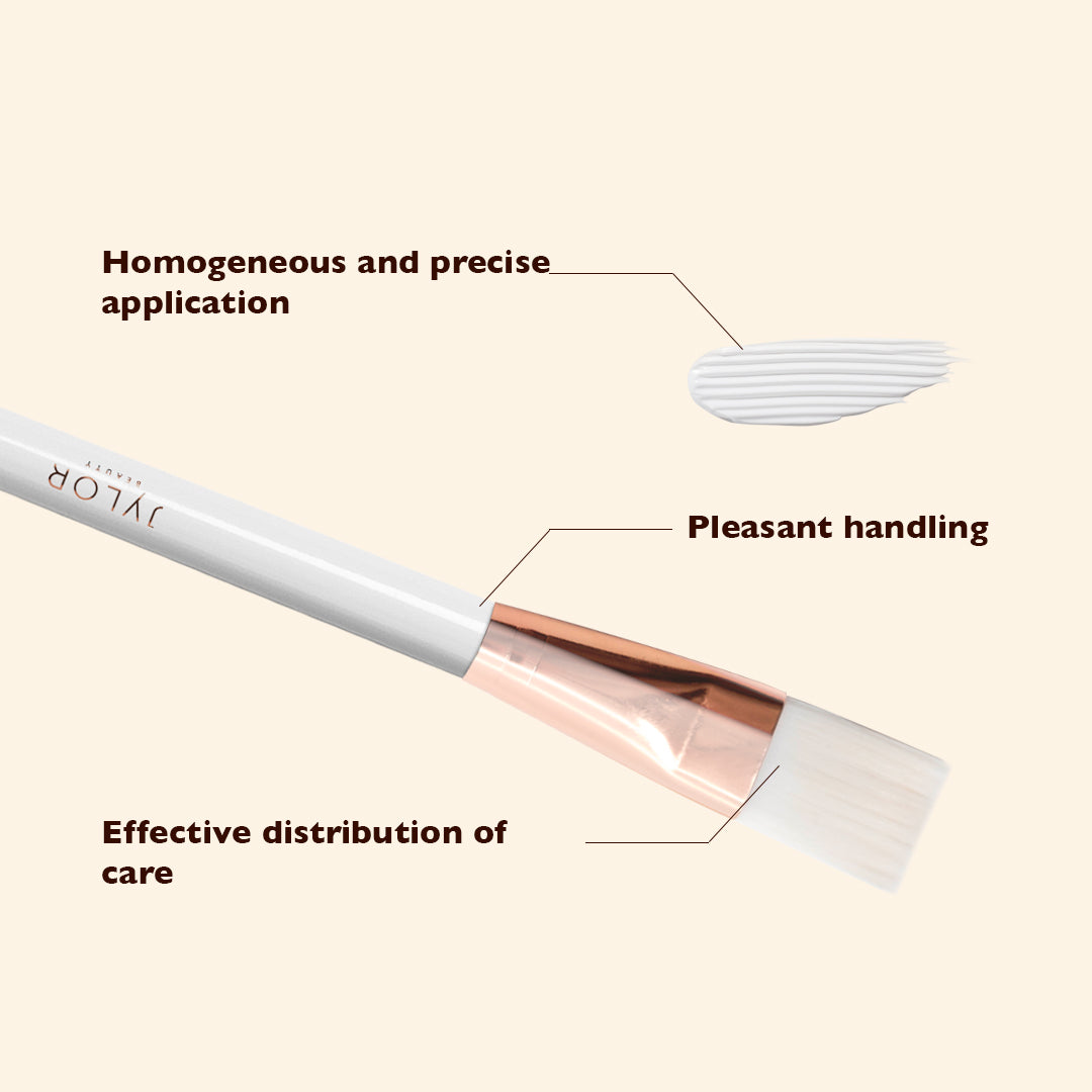 Applicator brush